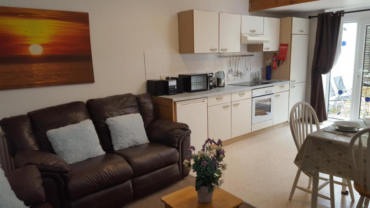 Immaculate 1-Bed Lodge Newton Abbot Torquay Kingskerswell Exterior photo
